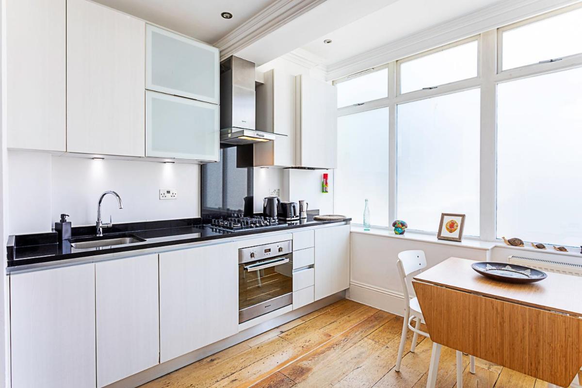 Дом отдыха Charming One Bedroom Flat In Islington Лондон